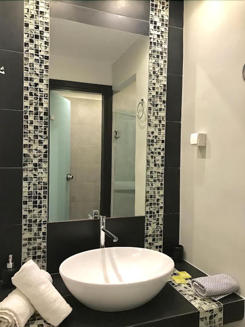 Queen Boutique Suites Mykonos Town Εξωτερικό φωτογραφία