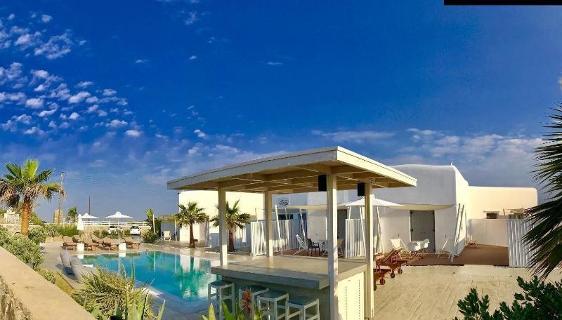 Queen Boutique Suites Mykonos Town Εξωτερικό φωτογραφία