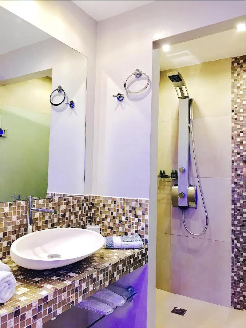 Queen Boutique Suites Mykonos Town Εξωτερικό φωτογραφία