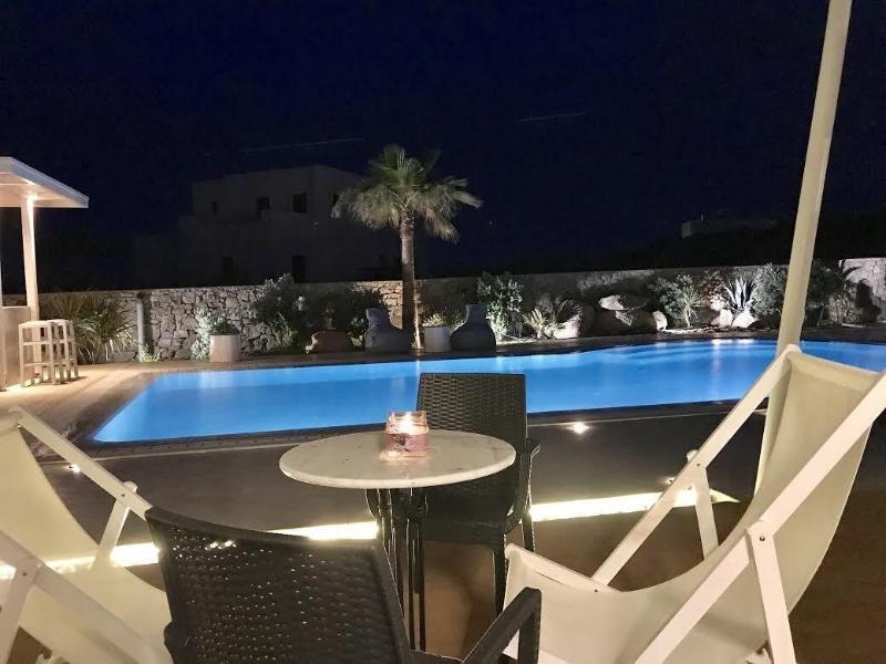 Queen Boutique Suites Mykonos Town Εξωτερικό φωτογραφία