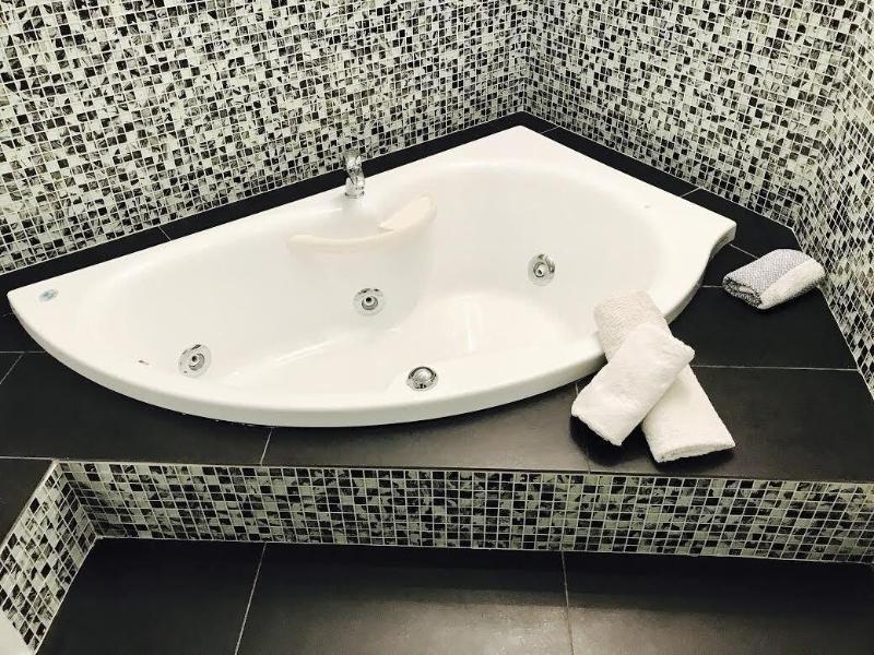 Queen Boutique Suites Mykonos Town Εξωτερικό φωτογραφία