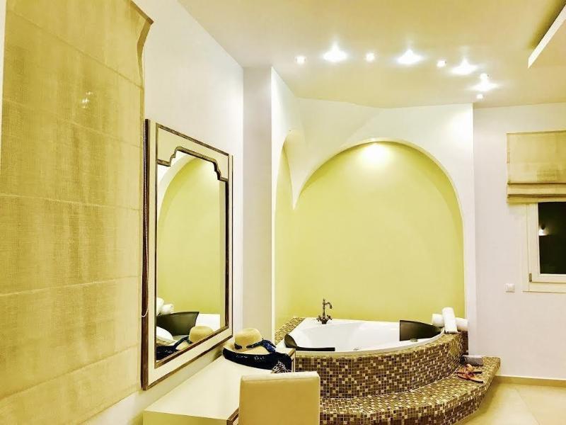 Queen Boutique Suites Mykonos Town Εξωτερικό φωτογραφία