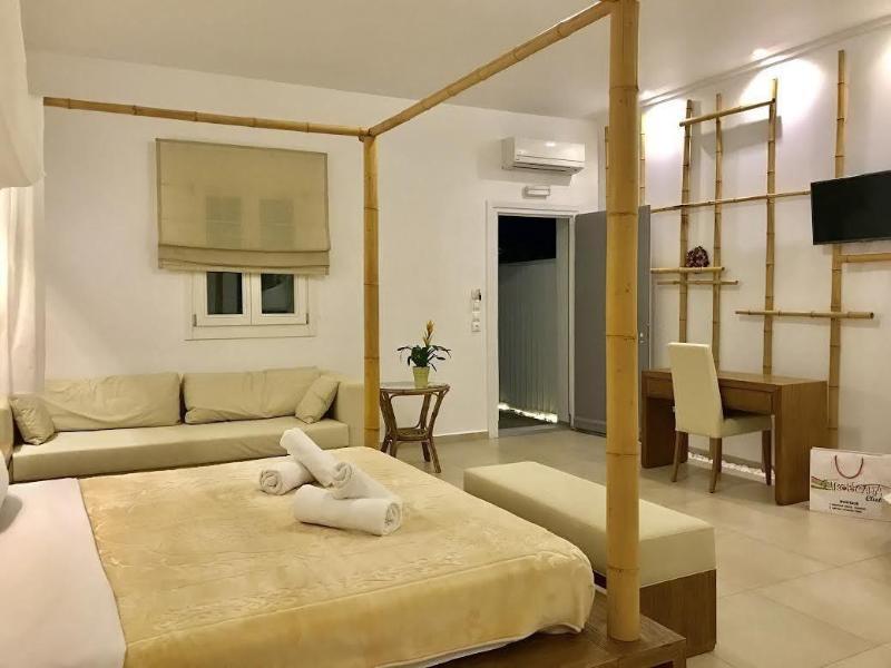 Queen Boutique Suites Mykonos Town Εξωτερικό φωτογραφία