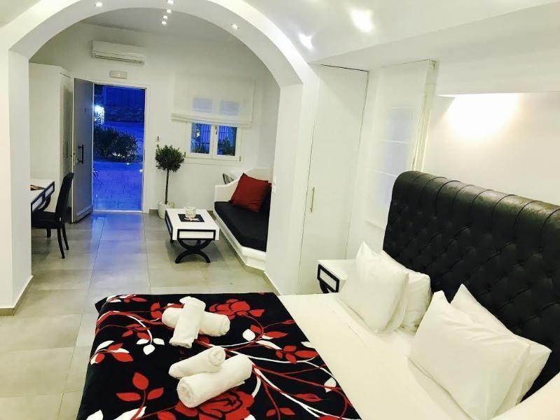 Queen Boutique Suites Mykonos Town Εξωτερικό φωτογραφία