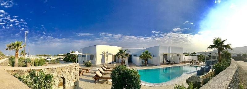 Queen Boutique Suites Mykonos Town Εξωτερικό φωτογραφία