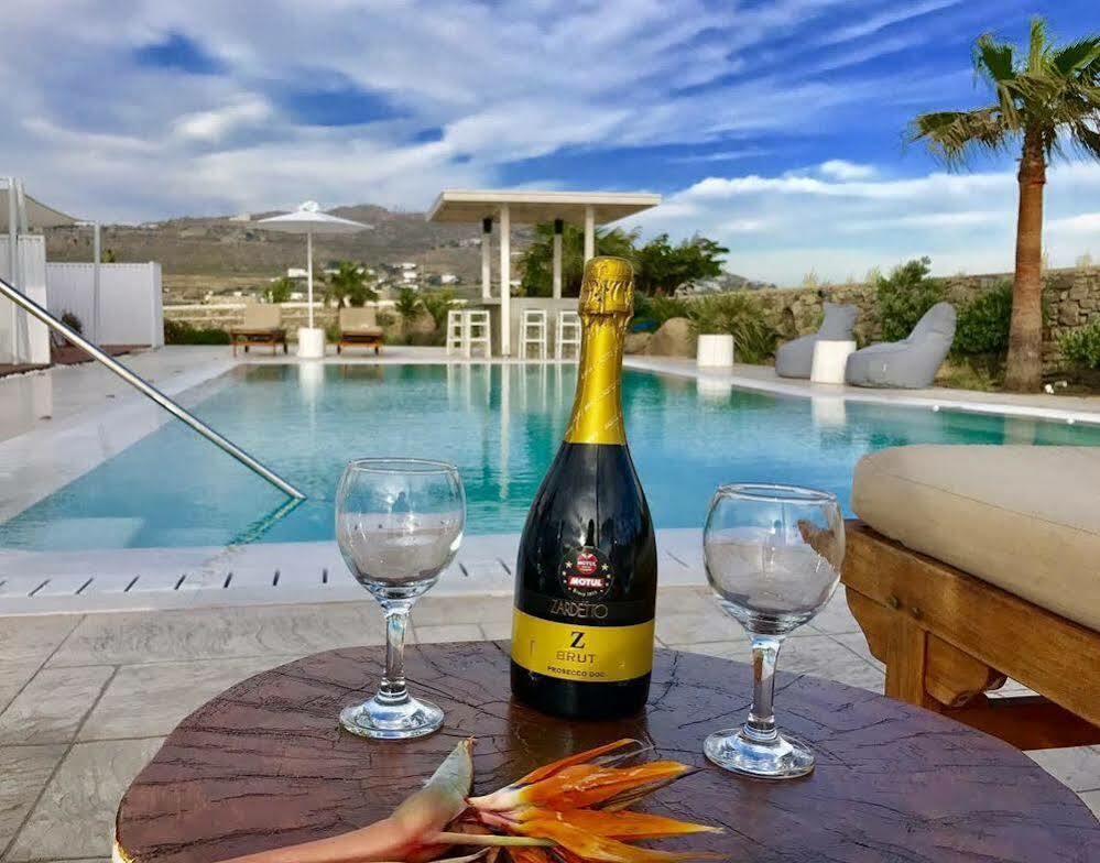 Queen Boutique Suites Mykonos Town Εξωτερικό φωτογραφία